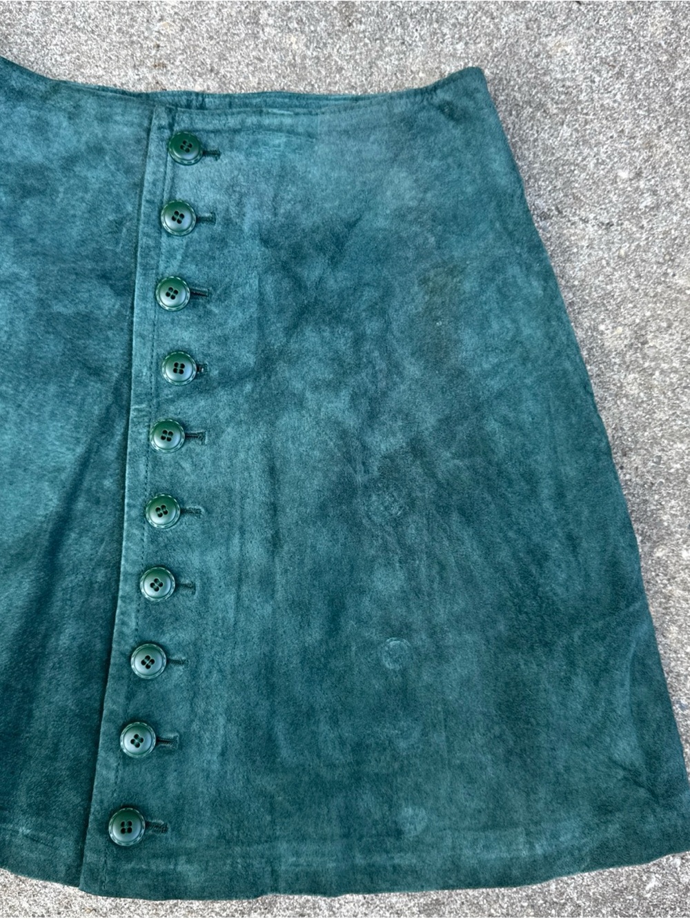 Vintage 90s Express Suede Leather Mini Skirt Button Front Green size 7/8 - Picture 2 of 5